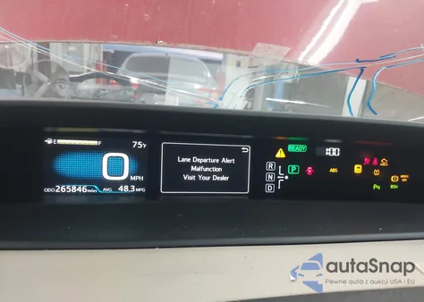 2017 Toyota Prius Three z USA, uszkodzony, nr VIN JTDKARFUXH3541832